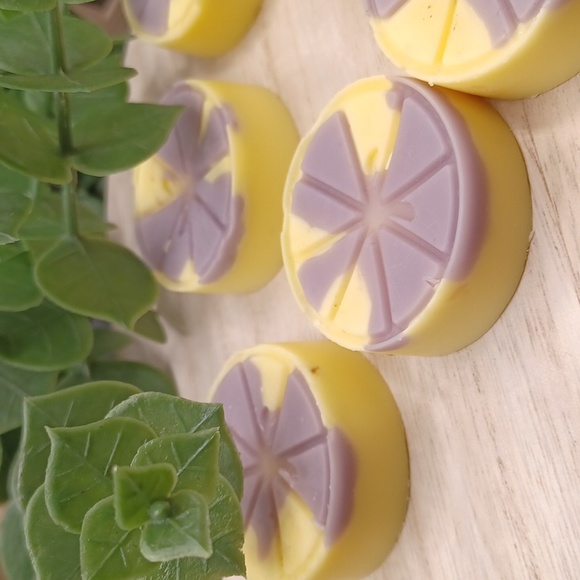 Lemon Lavender, 6 Single Wax Melts - Picture 2 of 4